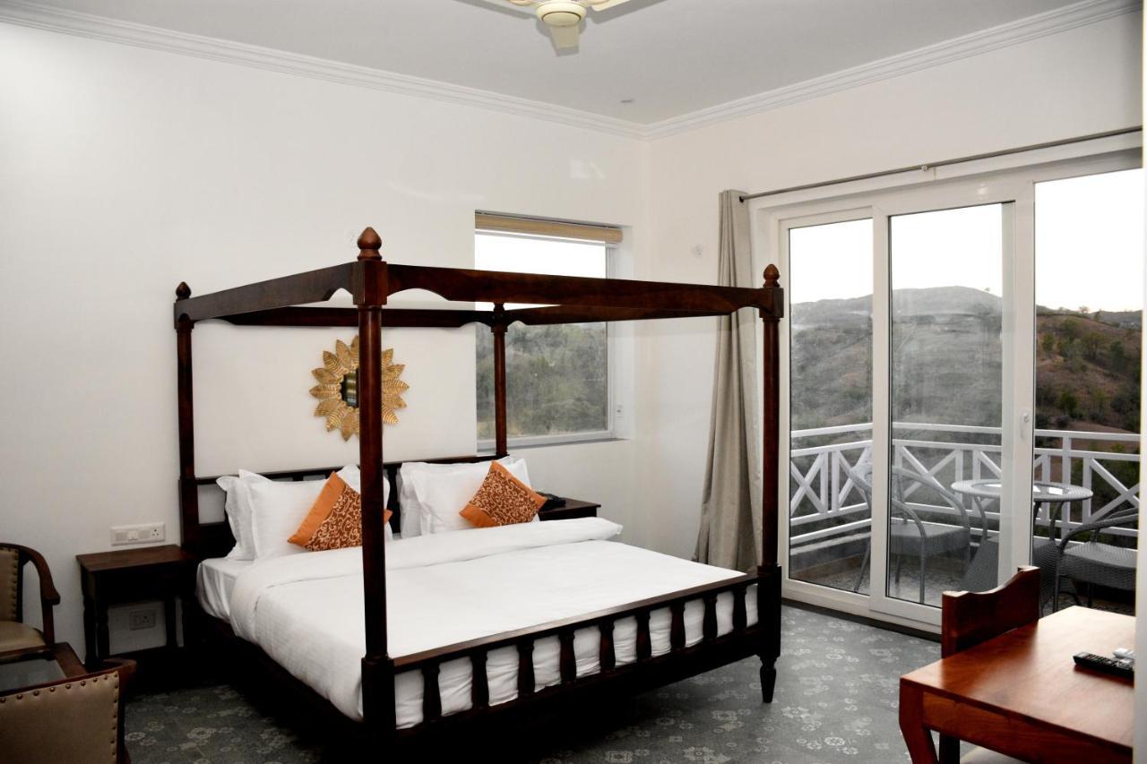 The Sky Imperial Pavoreal Jungle Resort Kumbhalgarh Eksteriør billede