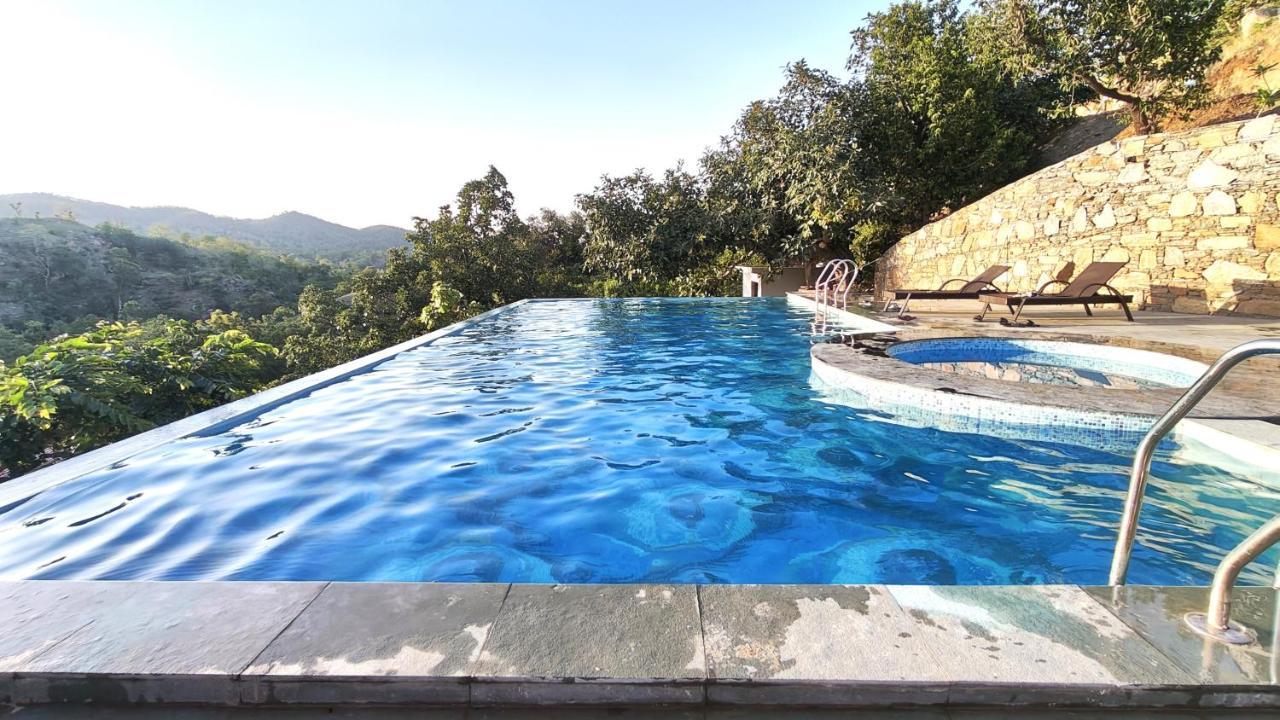 The Sky Imperial Pavoreal Jungle Resort Kumbhalgarh Eksteriør billede